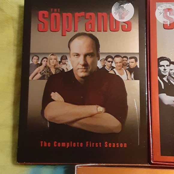 The Sopranos the first 2 season DVD collection - Picture 2 of 8
